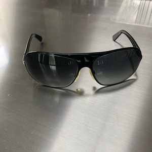 BURBERRY Sunglasses Soft Grey Lens Black Frame